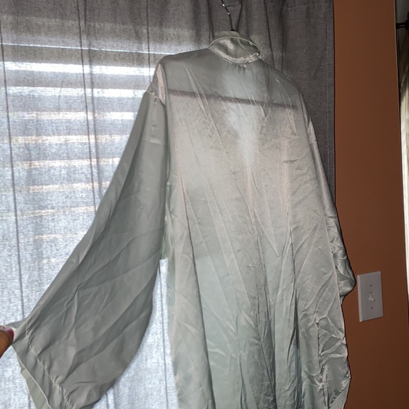 CHRISTIAN DIOR VINTAGE SILK NIGHT SHIRT BLOUSE L - Picture 8 of 13